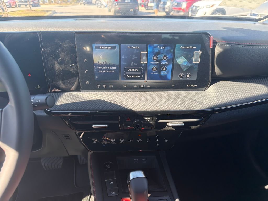 New 2026 Nissan Kicks SR 4D Sport Utility