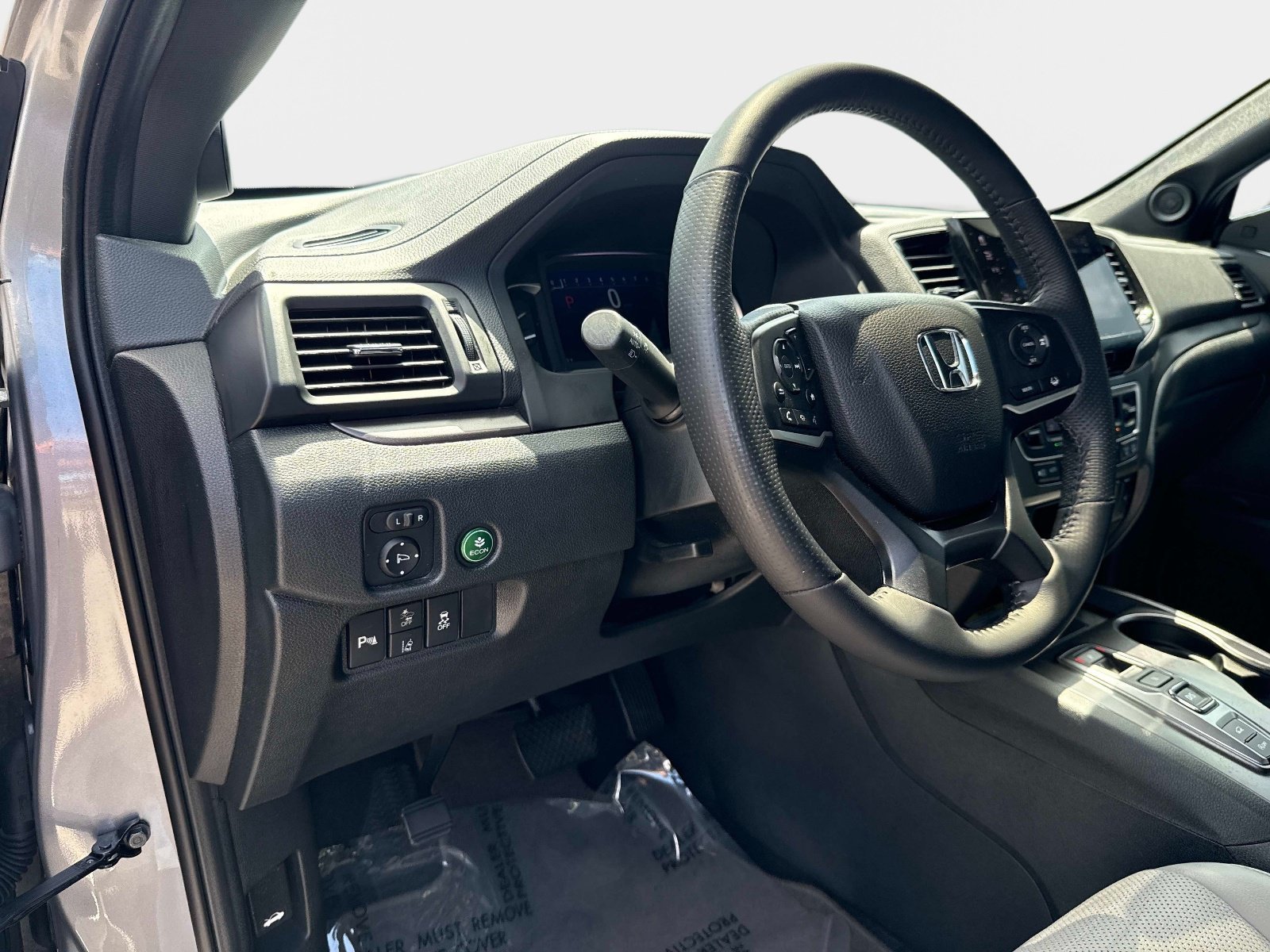 Used 2023 Lunar Silver Metallic Honda EX-L image 18