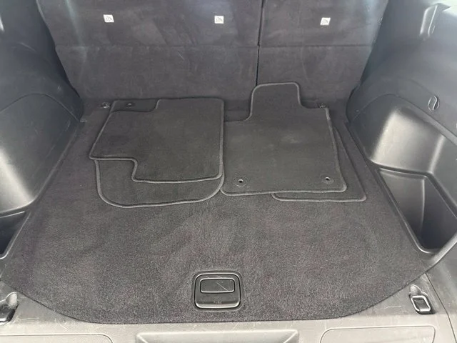 Used 2021 Red Jeep Laredo X image 31