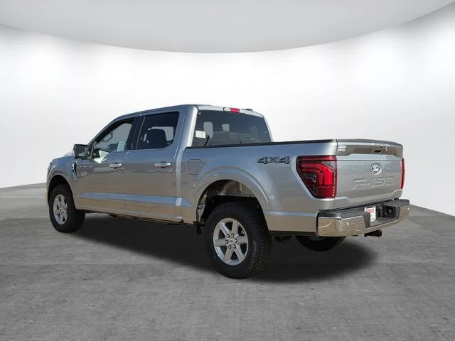 New 2026 Iconic Silver Metallic Ford Lariat® image 3