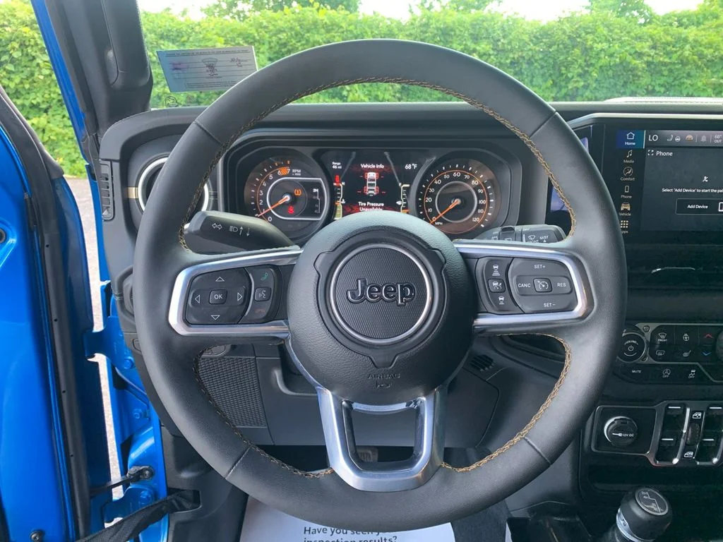 Used 2024 Blue Jeep Sahara image 27