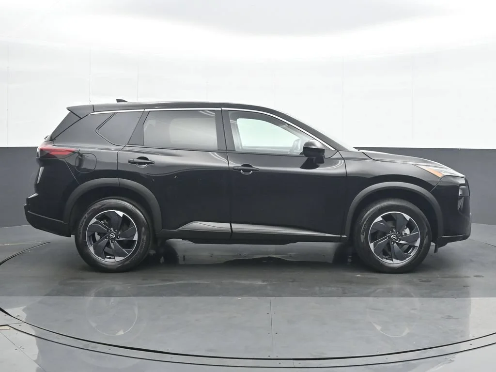 Used 2025 Black Nissan SV image 7