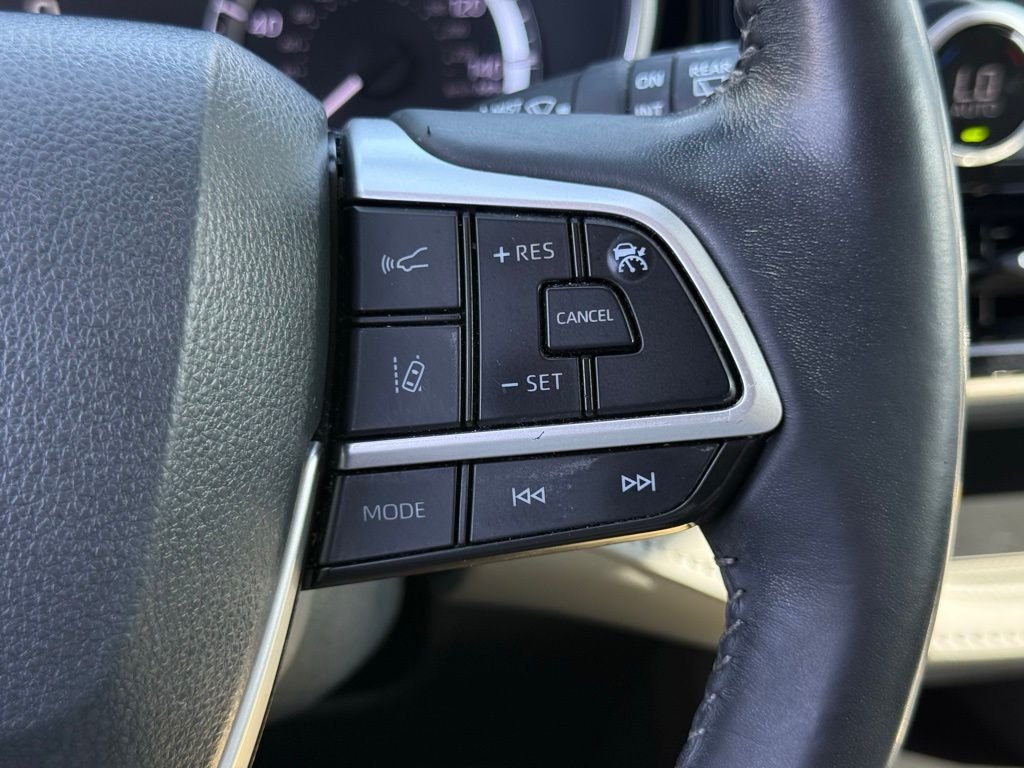 Used 2023 Beige Toyota XLE image 32