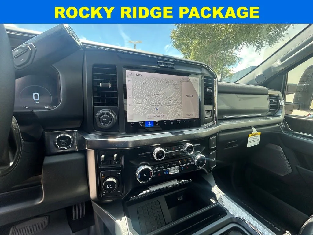 2025 Ford F-350 Super Duty Lariat - Photo 11
