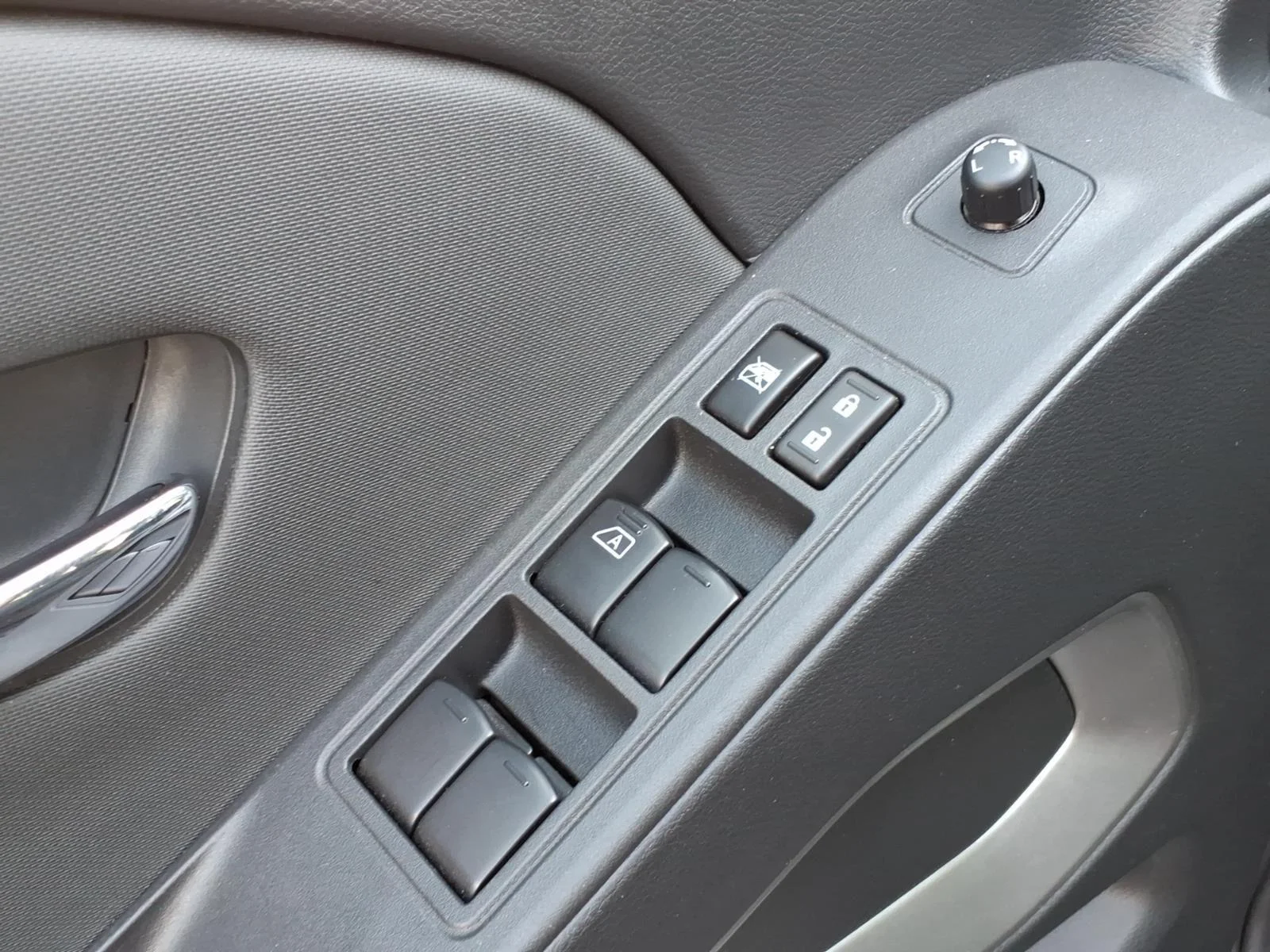 Certified Used 2024 Gun Metallic Nissan SV image 13