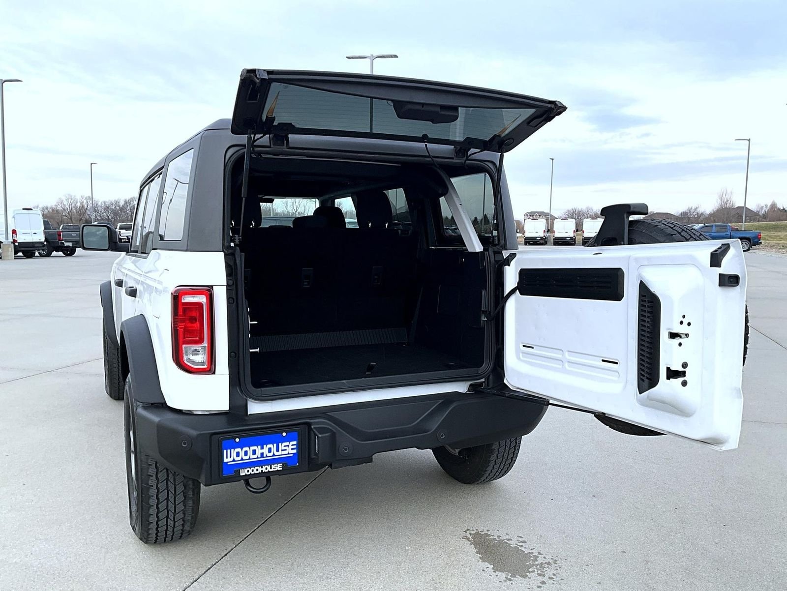 Used 2025 White Ford Big Bend image 22