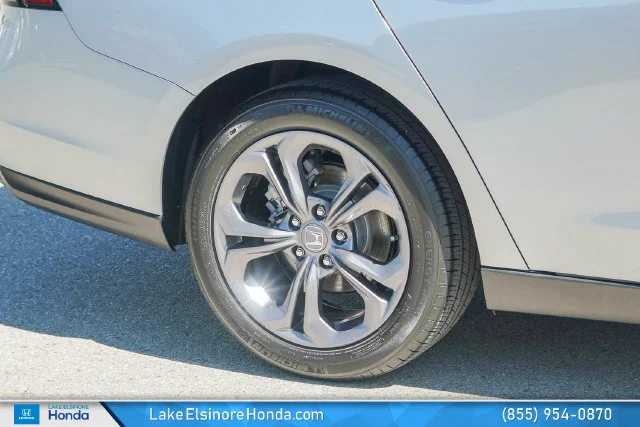 Used 2023 Lunar Silver Metallic Honda EX image 8
