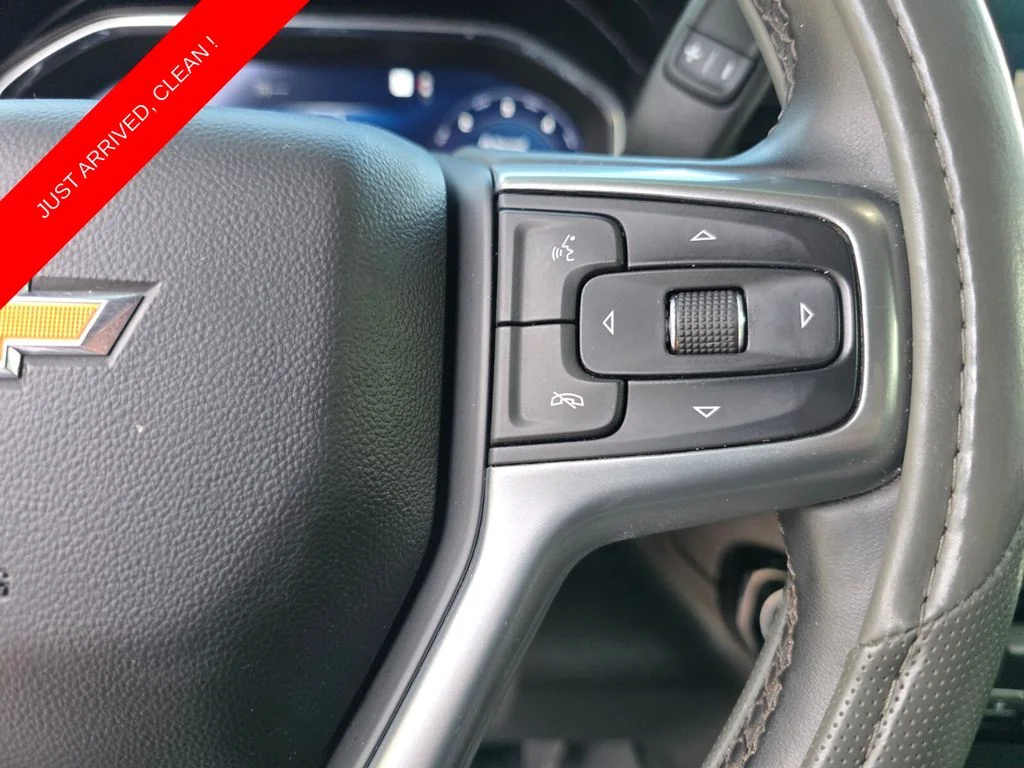 Used 2024 Gray Chevrolet LT image 30