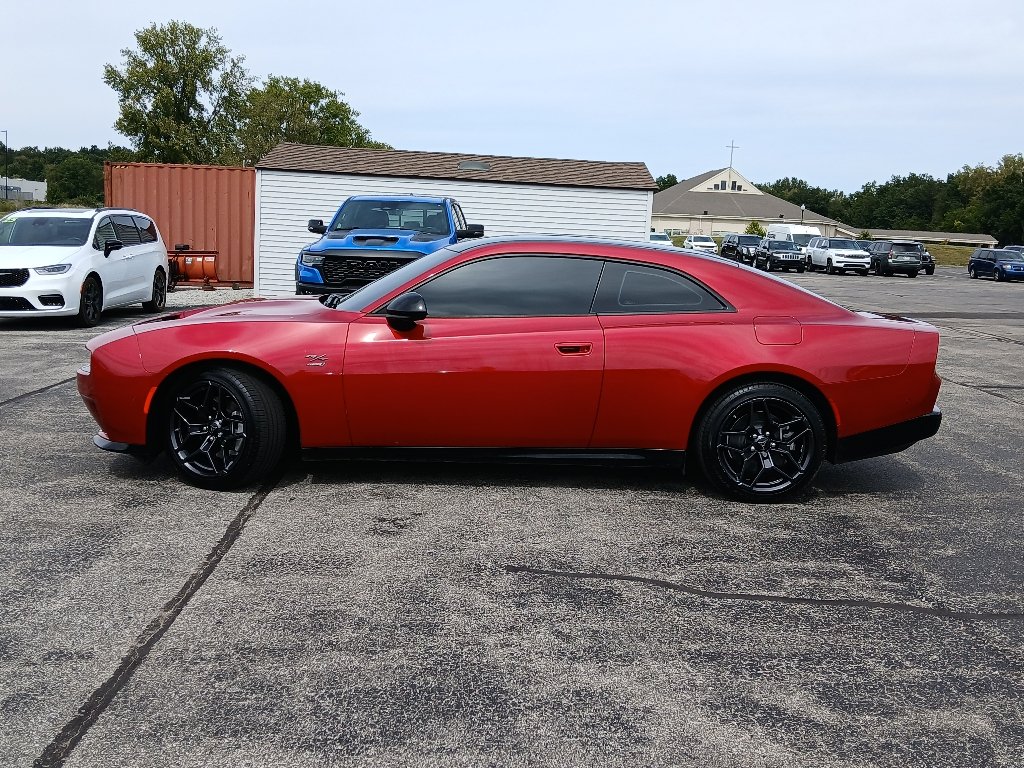 Used 2024 Dodge Charger Daytona R/T with VIN 2C3CDBCKXRR206461 for sale in Monticello, IN
