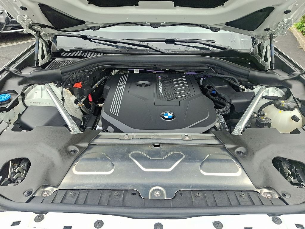 Certified Used 2024 Alpine White BMW M40i image 30