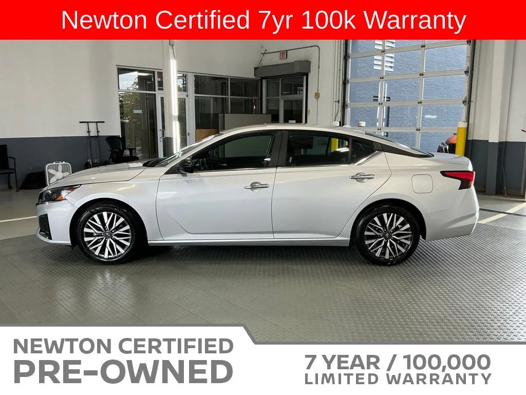 Certified Used 2025 Brilliant Silver Metallic Nissan 2.5 SV image 3