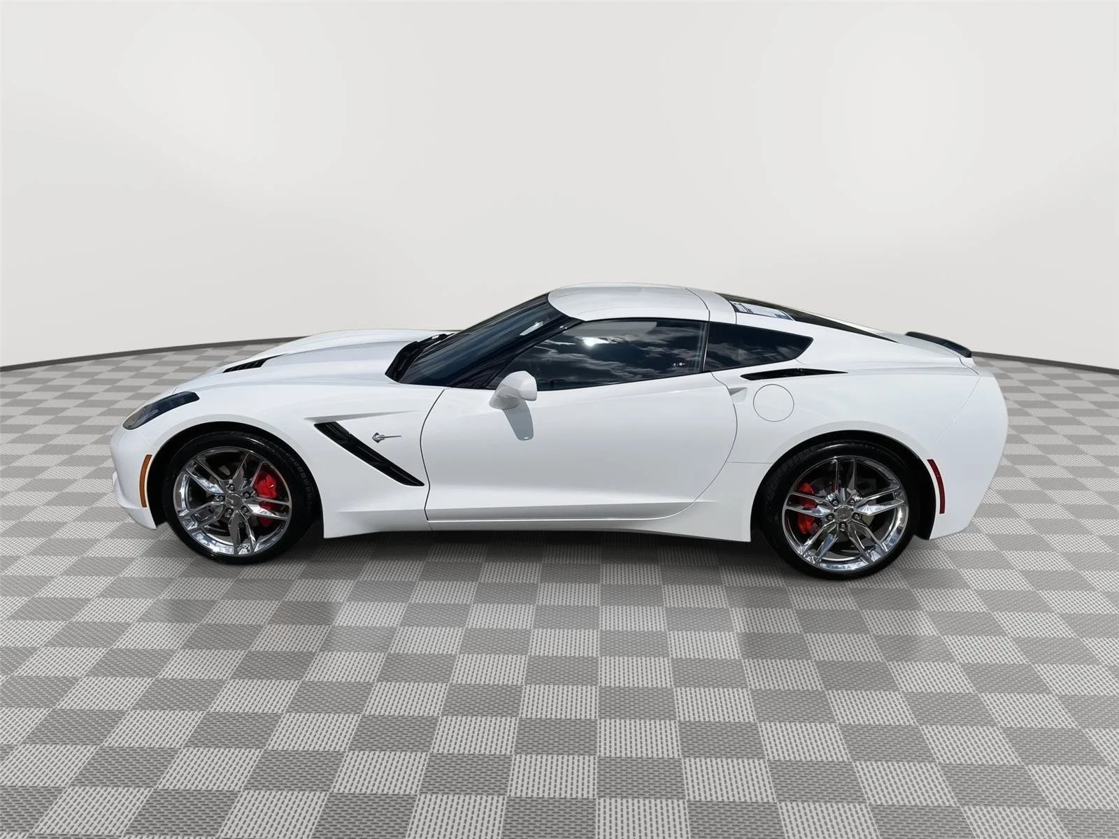 Used 2018 Arctic White Chevrolet 1LT image 5