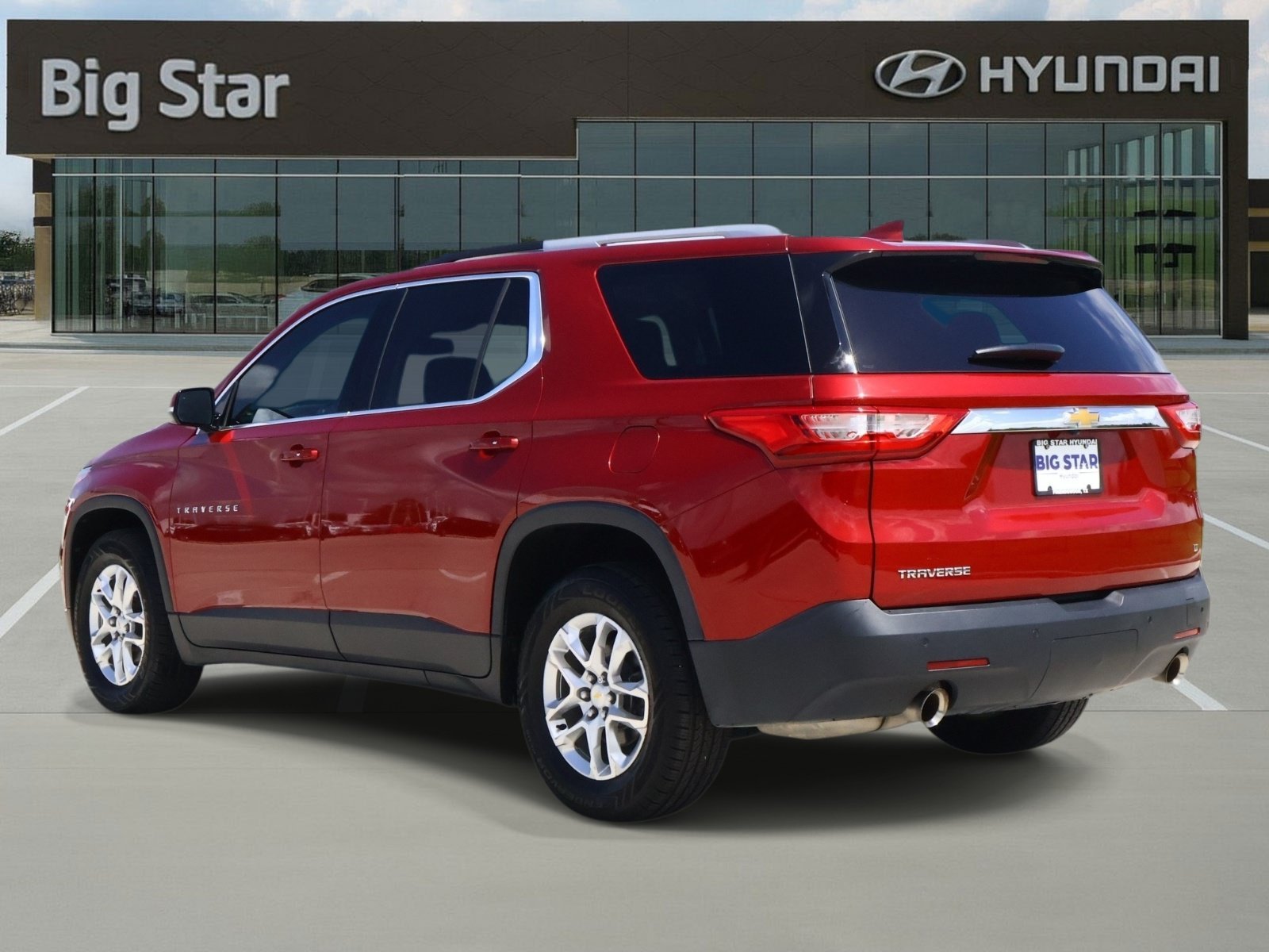 Used 2018 Cajun Red Tintcoat Chevrolet LT image 3