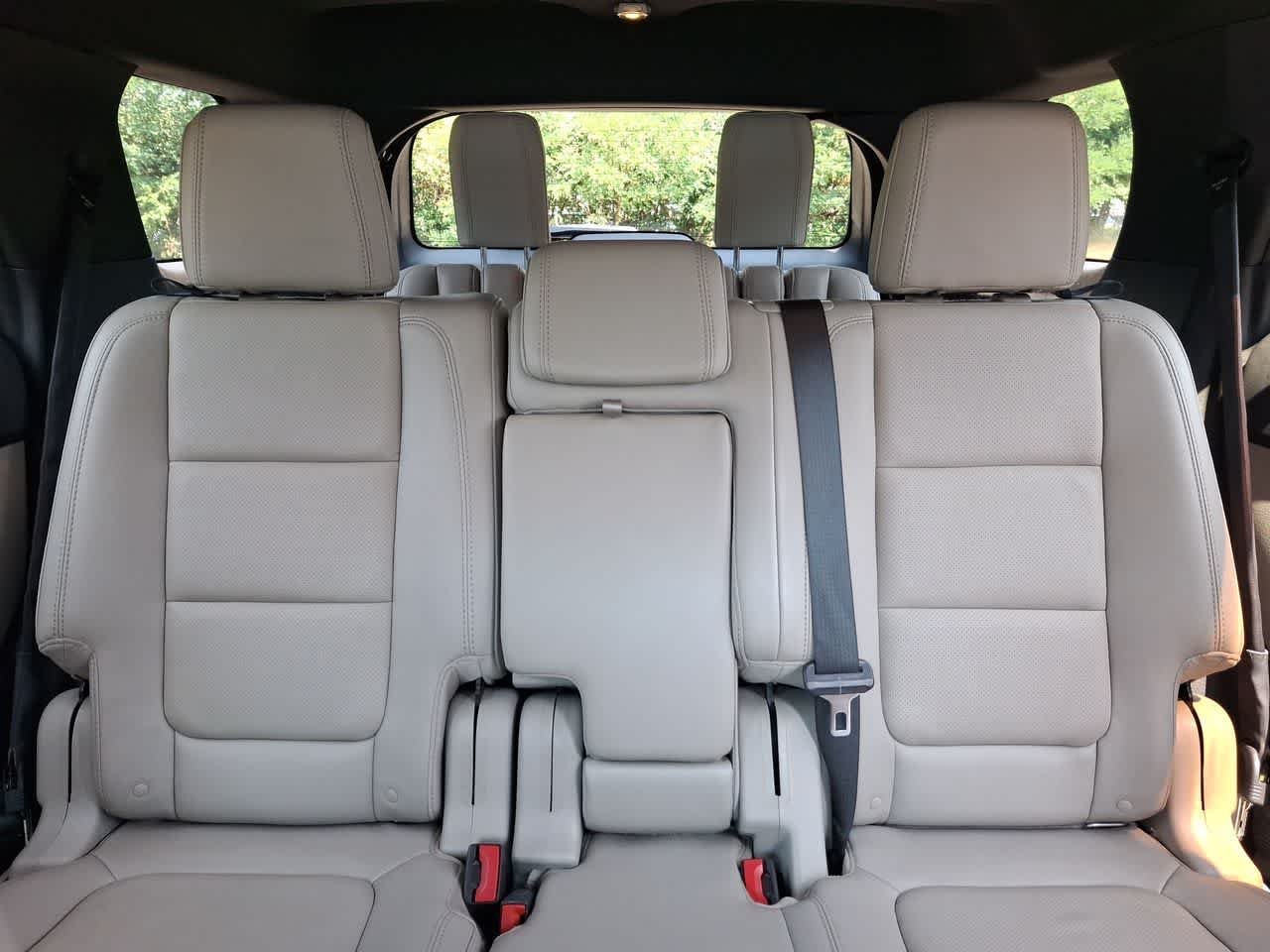 Used 2015 Bronze Fire Metallic Tinted Clearcoat Ford Limited image 13