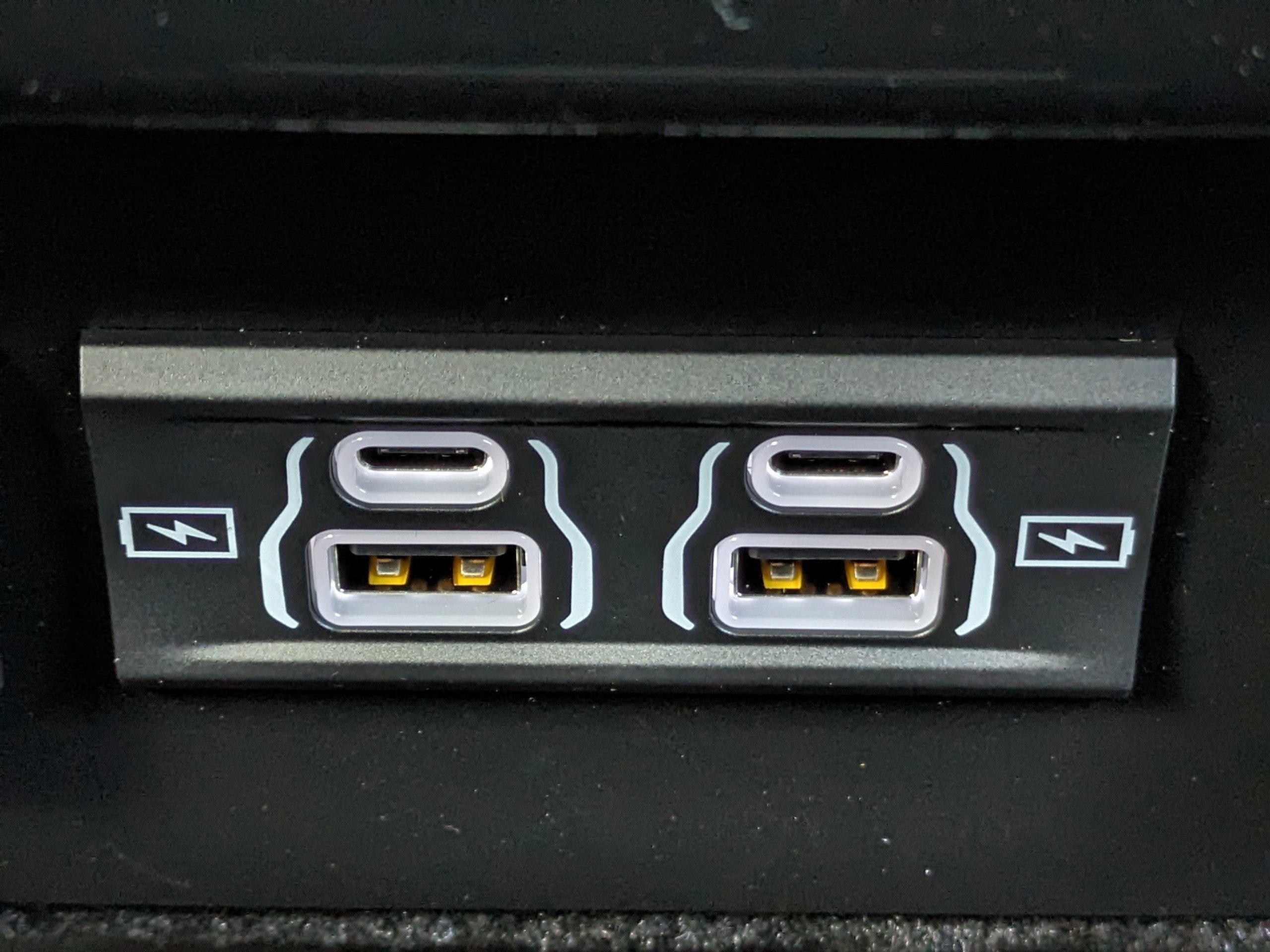 2025 Jeep Wagoneer Series I - Photo 21