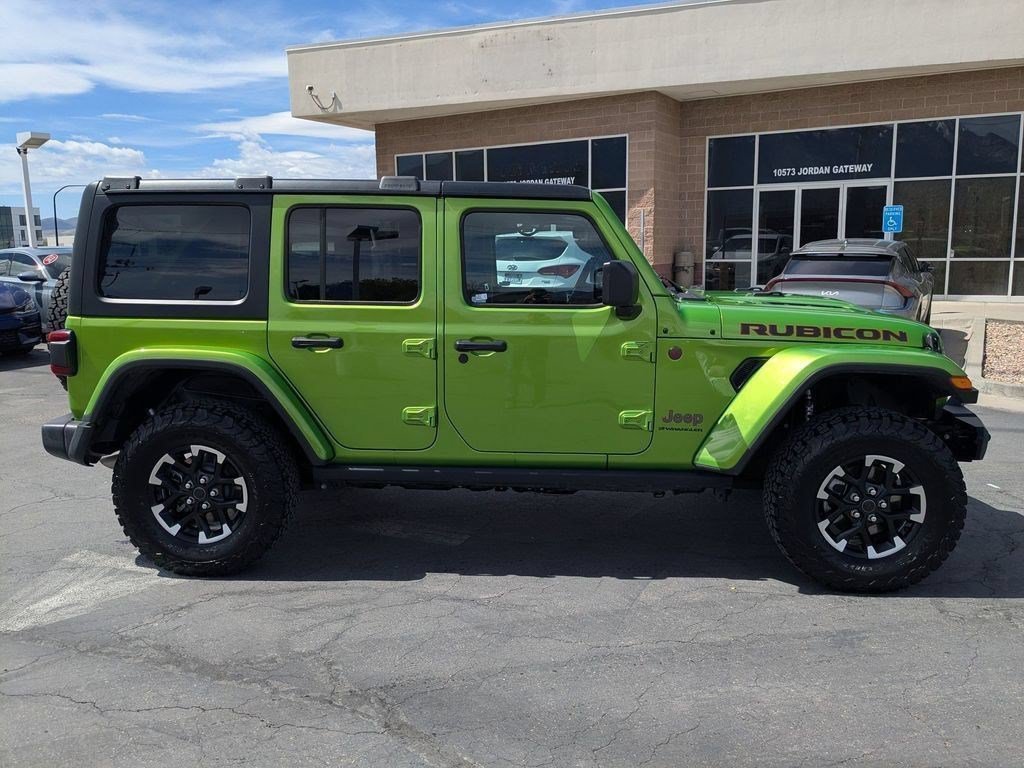 Used 2025 Mojito Clearcoat Jeep Rubicon image 7