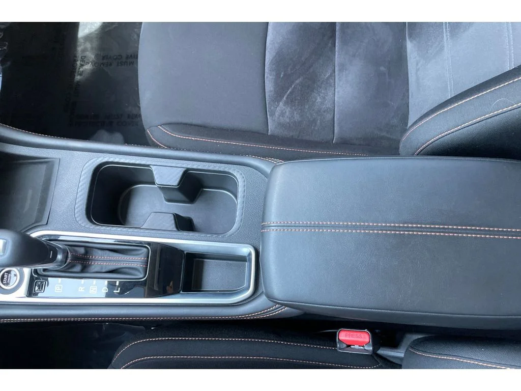 Used 2022 Aspen White TriCoat Pearl Nissan SR image 28