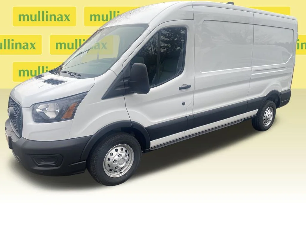 New 2026 White Ford Base image 10