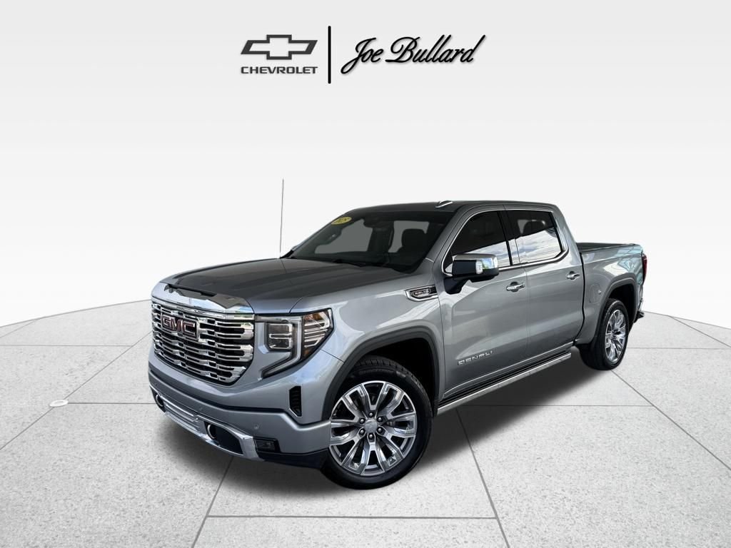 2025 GMC Sierra 4WD Crew Cab Short Box Denali's photo