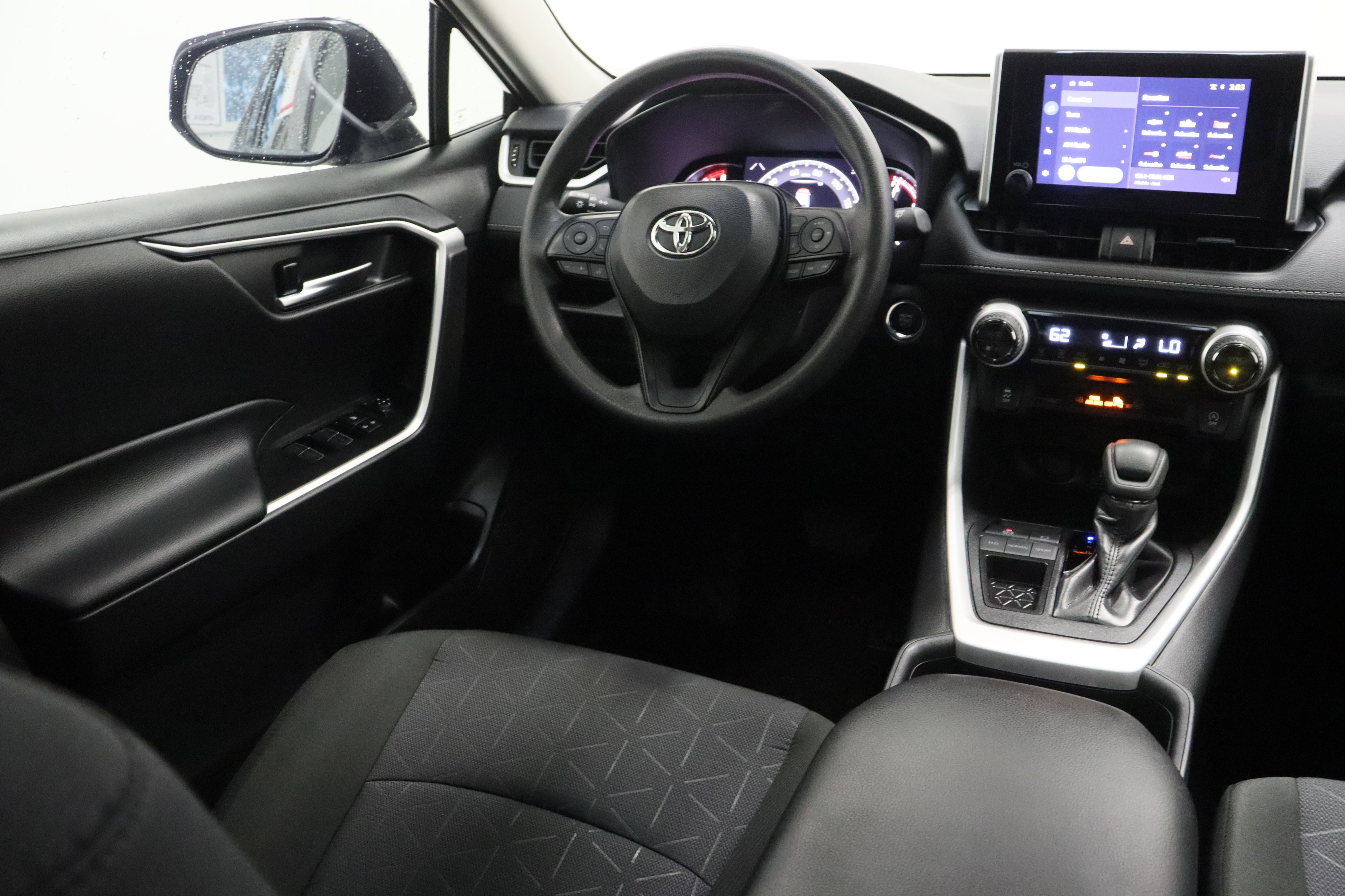 Used 2025 Blueprint Toyota XLE 2.5L image 32