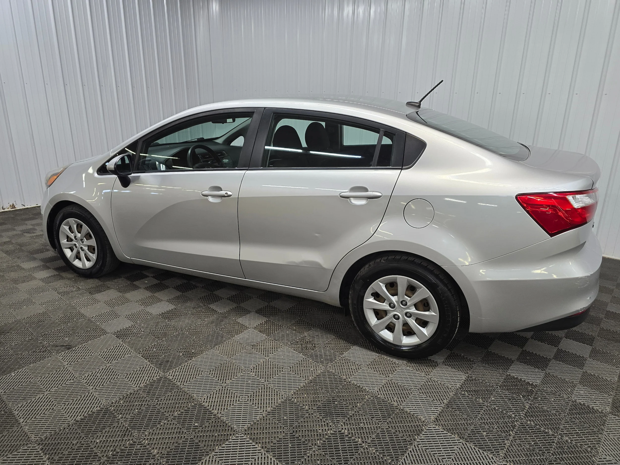 Used 2016 Bright Silver Kia LX FWD image 4
