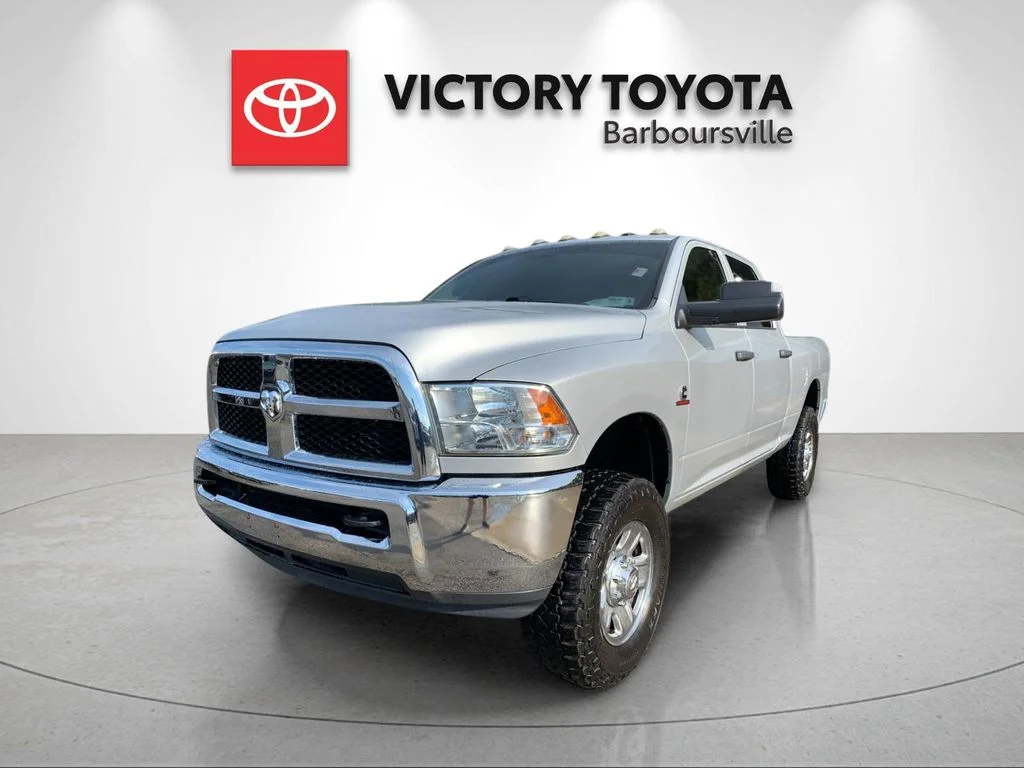 Used 2018 Silver Ram Tradesman image 1