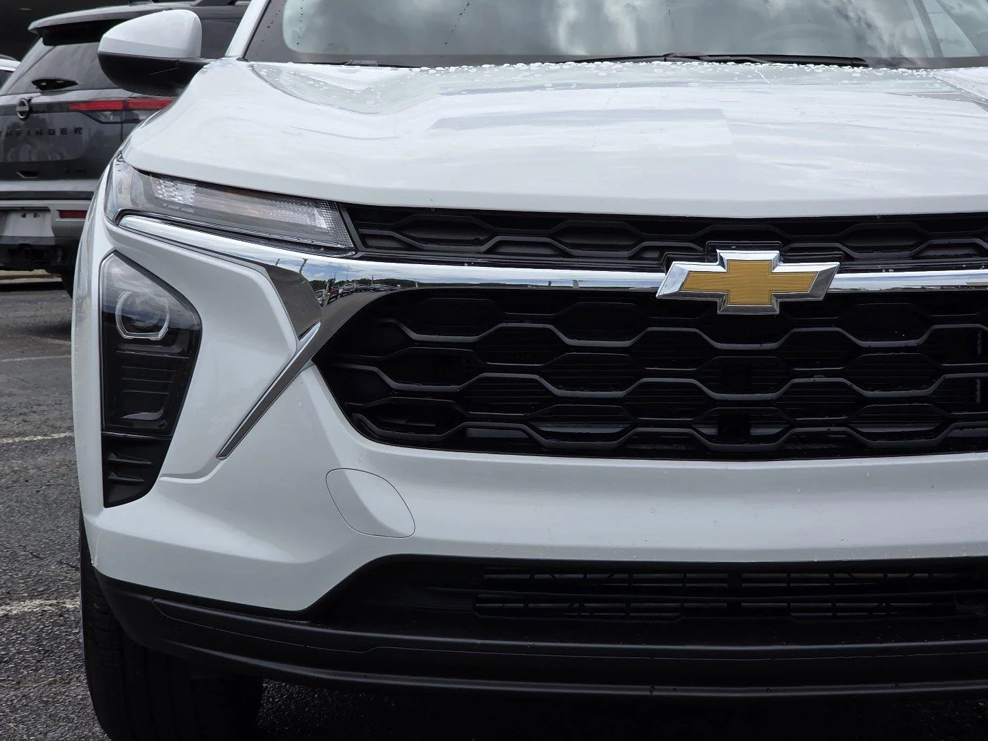 Used 2026 Summit White Chevrolet LS image 3