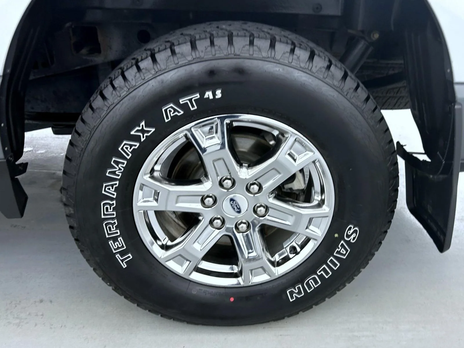 Used 2022 Silver Ford XLT image 23