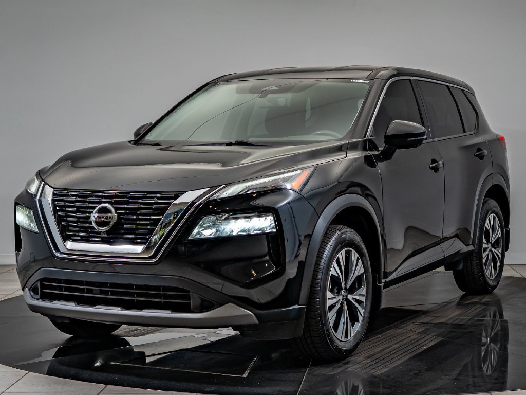 Used 2021 Super Black Nissan SV image 1
