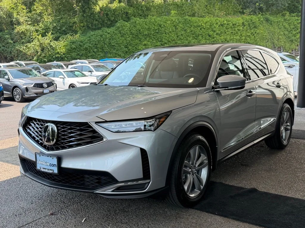 New 2026 Solar Silver Metallic Acura Base image 4