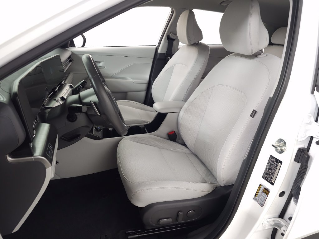 2024 Hyundai Kona EV SEL - Photo 16