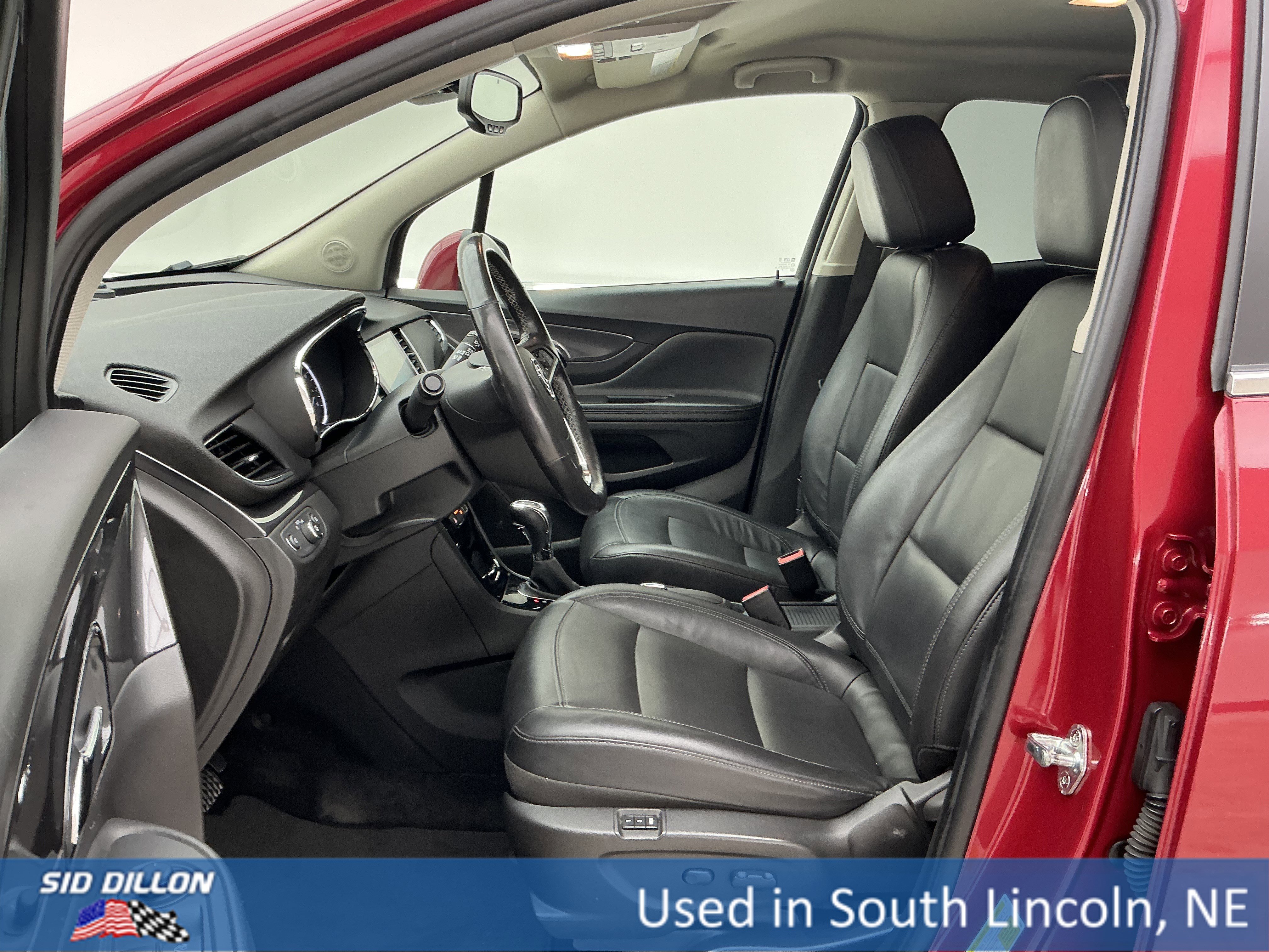 Used 2019 Winterberry Red Metallic Buick Essence image 17