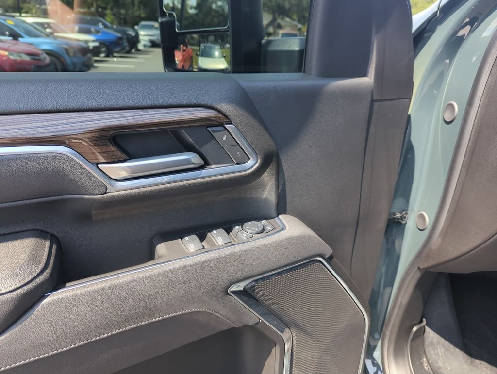 Used 2025 Gray Chevrolet LT image 19