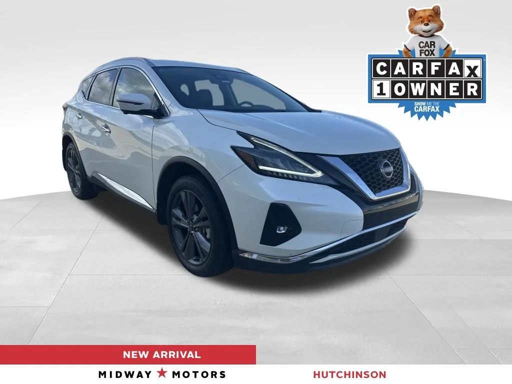 Used 2024 White Nissan Platinum image 1