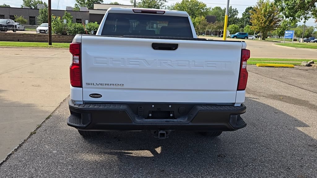 Used 2025 Summit White Chevrolet WT image 23