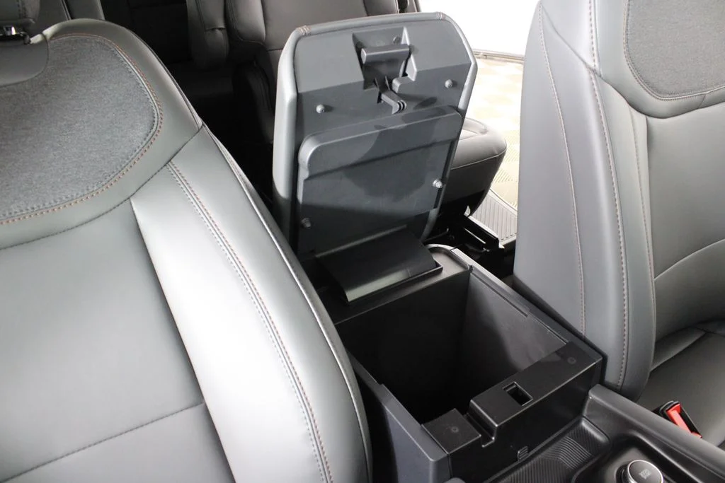 2026 Ford Explorer Active - Photo 21