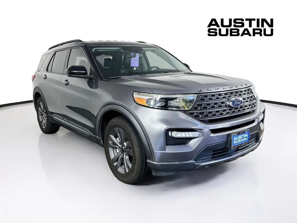 Used 2022 Gray Ford XLT image 1