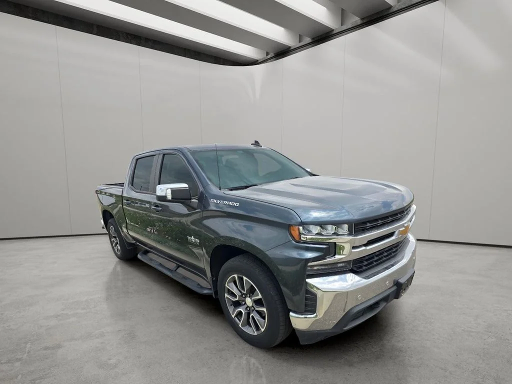 Used 2020 Shadow Gray Metallic Chevrolet LT image 7