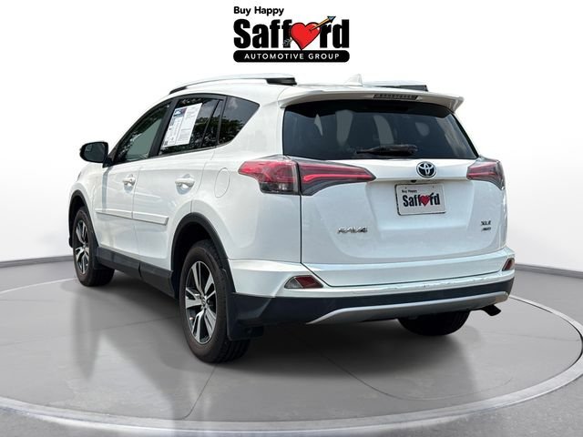 Used 2016 White Toyota XLE image 6