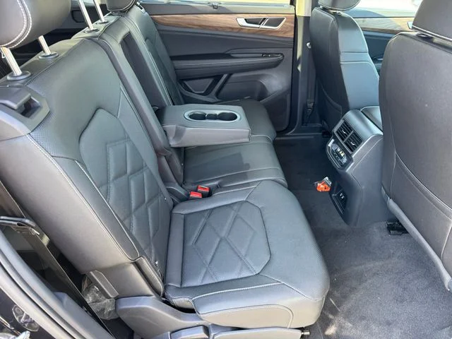 New 2026 Deep Black Pearl Volkswagen SE w/Technology image 23