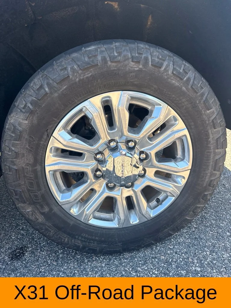 Used 2020 SUMMIT WHITE GMC Denali image 19