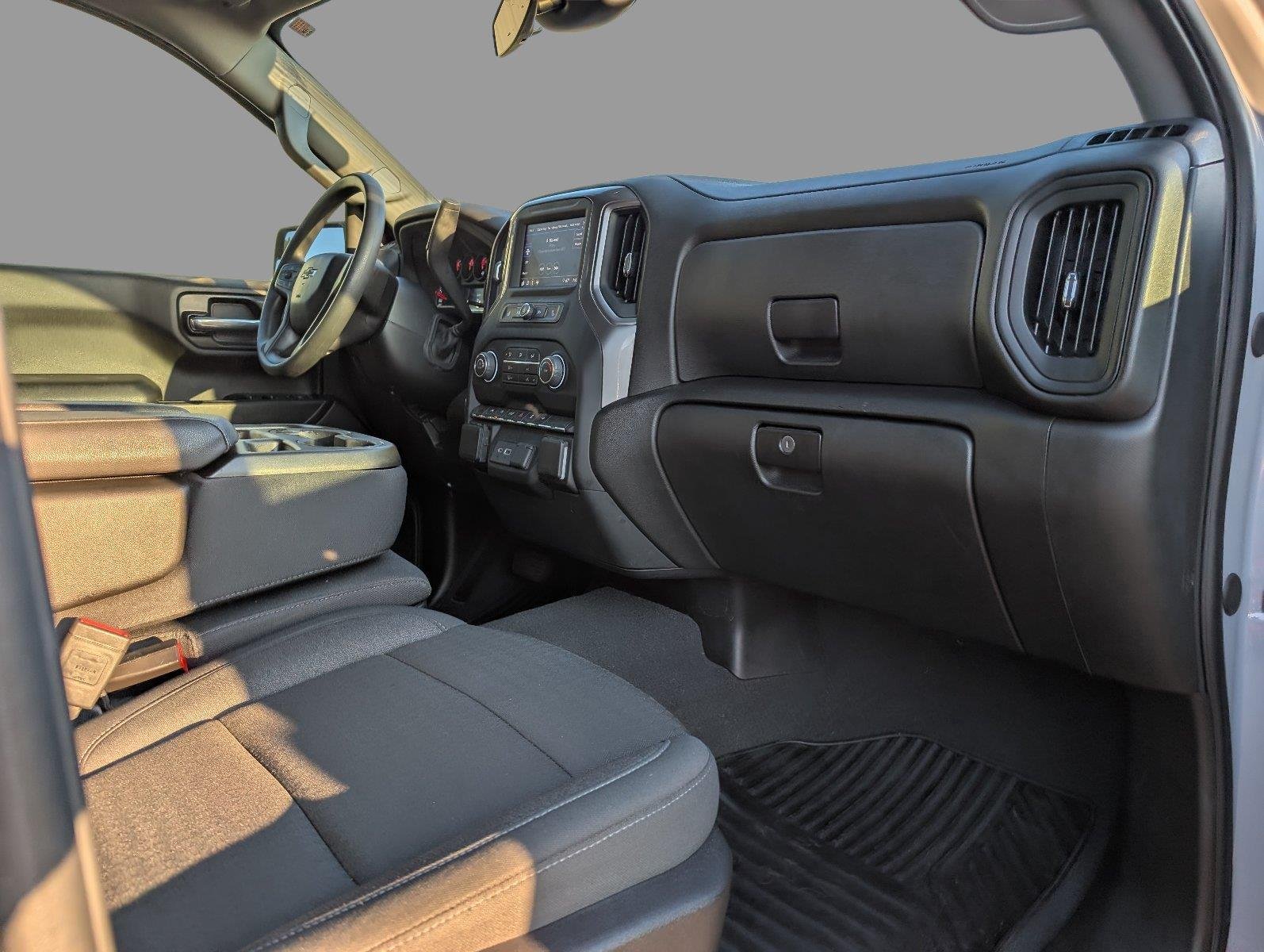 Used 2024 Slate Gray Metallic Chevrolet Custom image 35