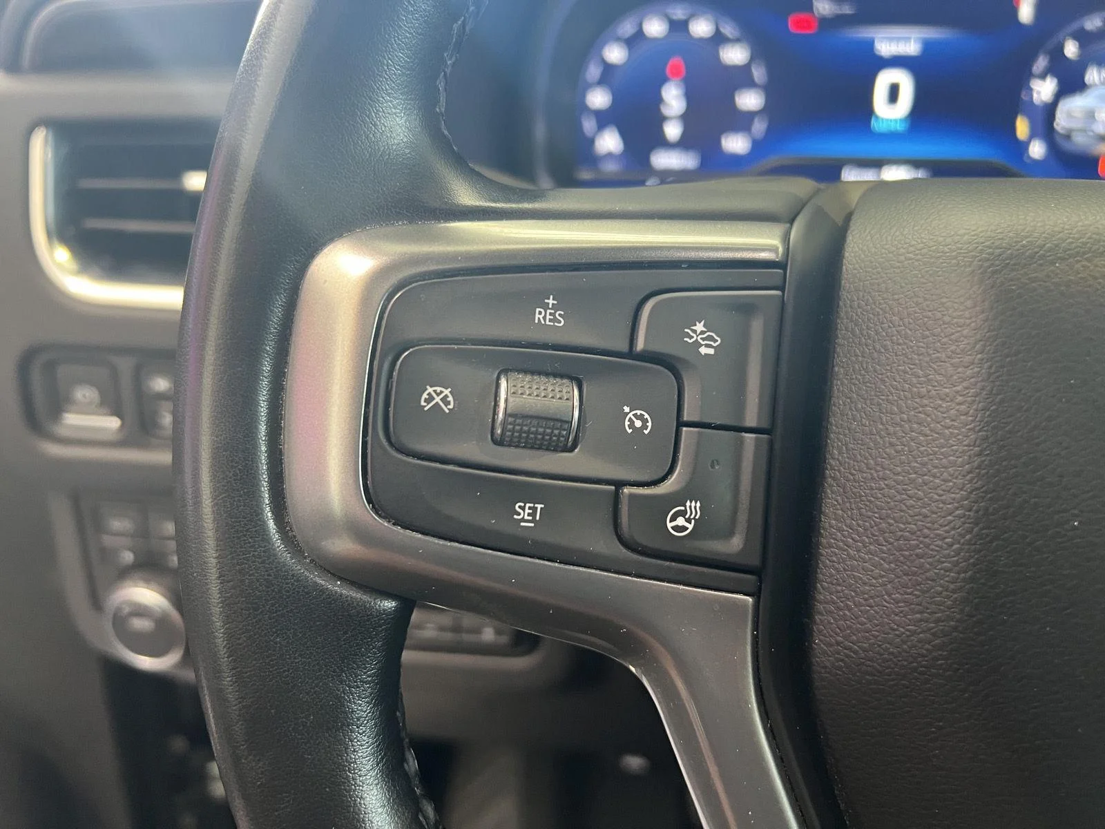 Used 2023 SILVER SAGE METALLIC Chevrolet LT image 20