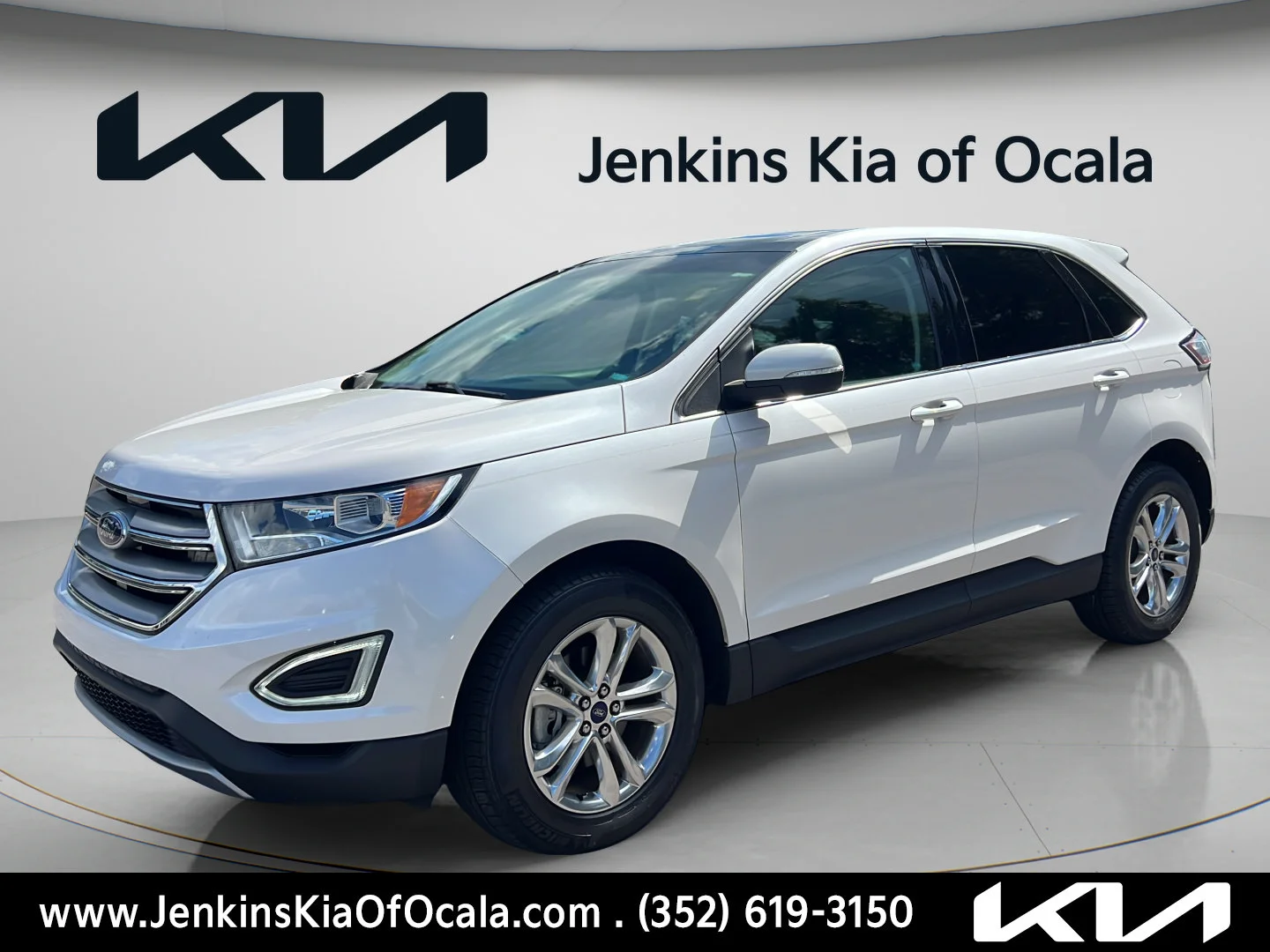 Used 2017 White Platinum Clearcoat Metallic Ford SEL image 7