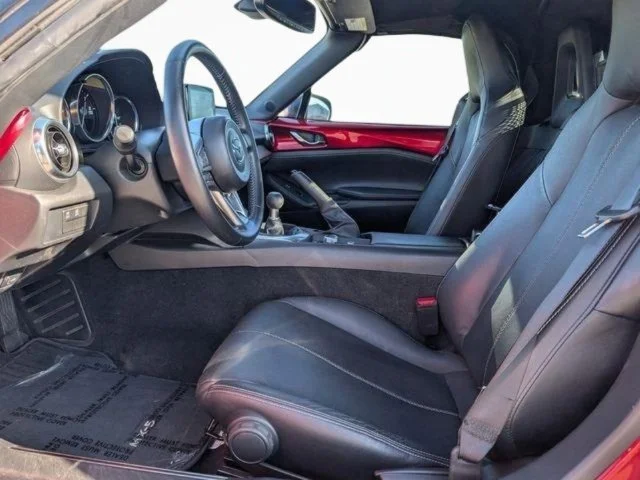 Used 2023 Red Mazda Grand Touring image 11