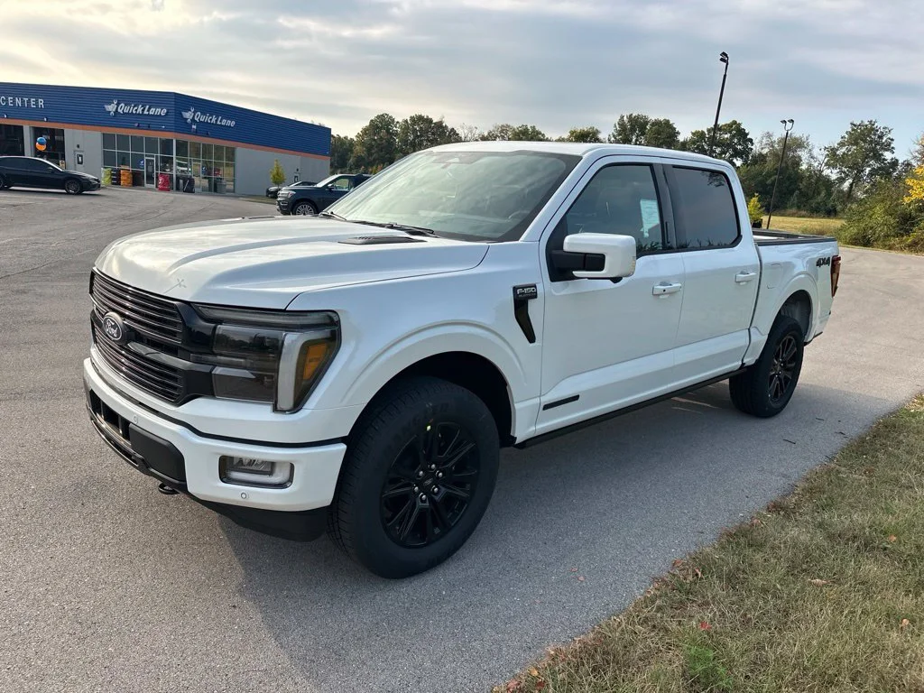 New 2026 Star White Metallic Tri-Coat Ford Platinum® image 3
