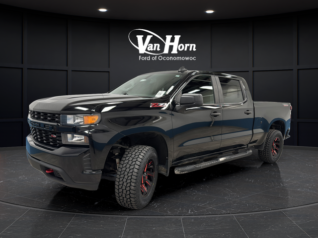 Used 2022 Black Chevrolet Custom Trail Boss image 3