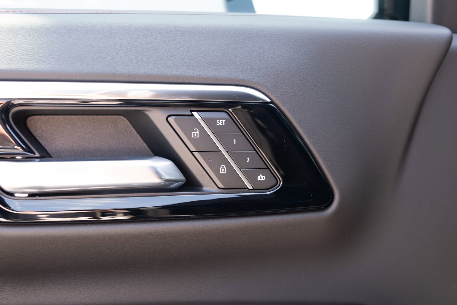 2026 Chevrolet Tahoe RST - Photo 17