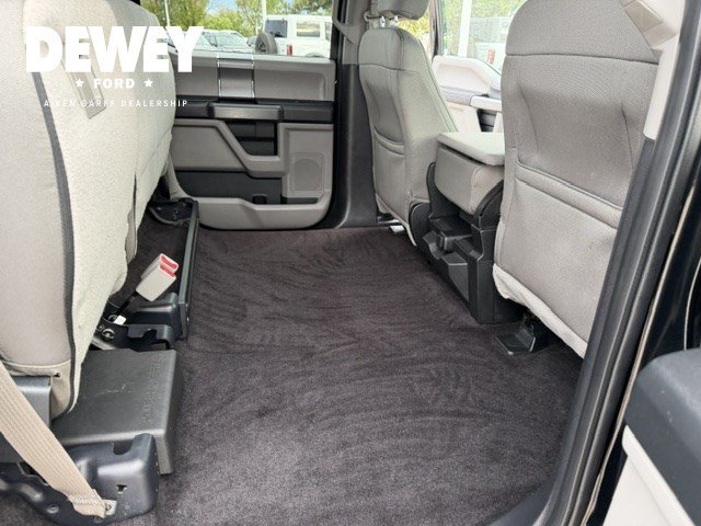 Used 2016 Shadow Black Ford XLT image 36