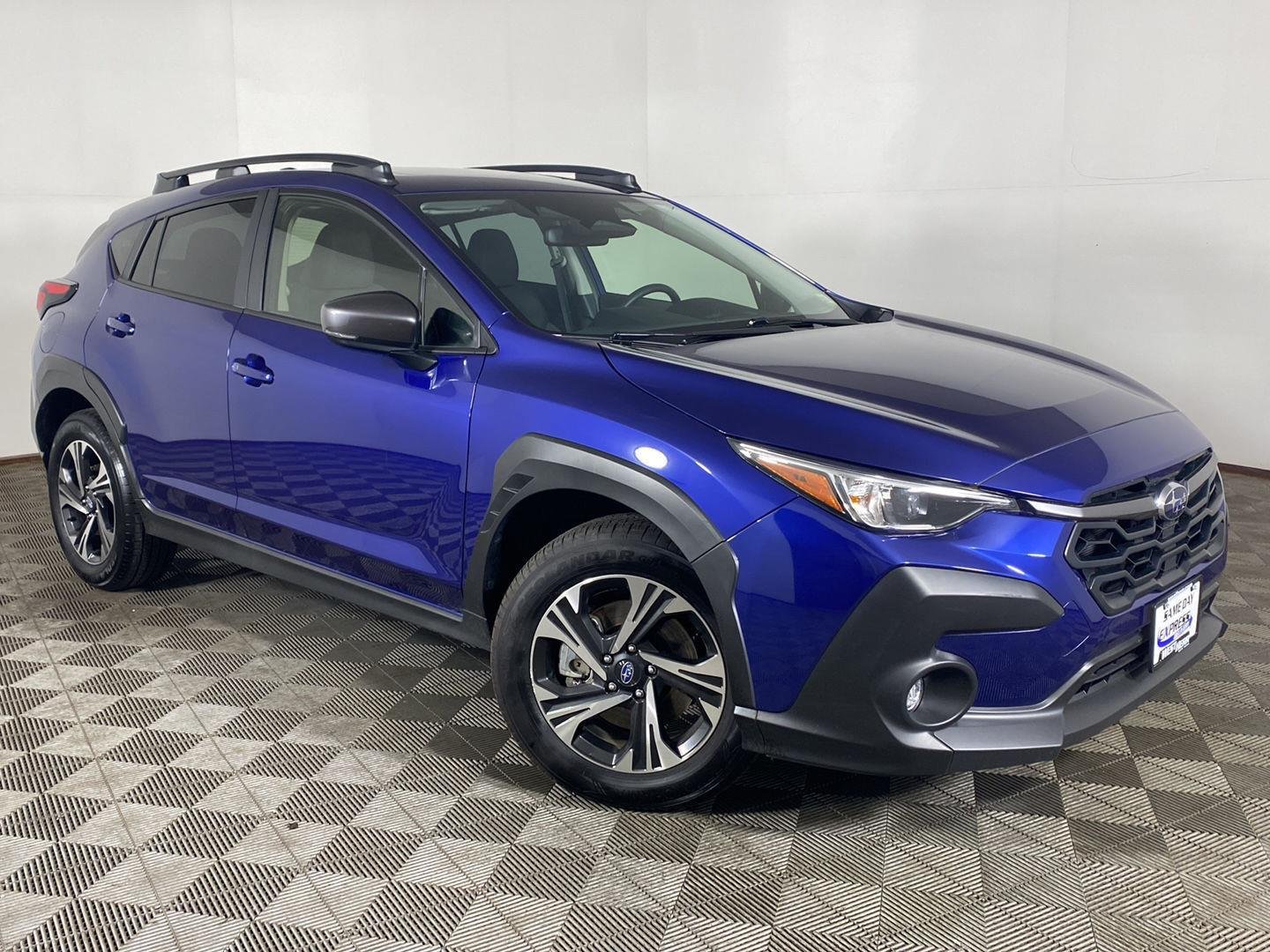 Used 2025 Sapphire Blue Pearl Subaru Premium image 1